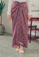 UMMA DIAN PAREO Skirt in Ceri Maroon