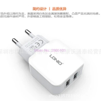 by dhl 200pcs Universal Travel USB Charger Adapter Wall Portable EU US Plug Phone Smart Fast Charger for iPhone Samsung Charger