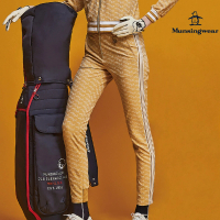 【Munsingwear】企鵝牌 女款棕色滿版印花側條紋彈力口袋長褲 MLRL8802