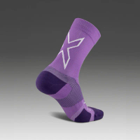 2XU Vectr Light Cushion Compression Crew Socks - kaos kaki lari 2XU kompres - UA7005e - THT/WHT (Thi