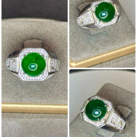 Natural imperial green Jadeite Jade / Giok type A