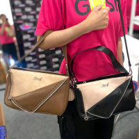 Disc Tas Gosh Original (TANYAKAN STOK SEBELUM CO)