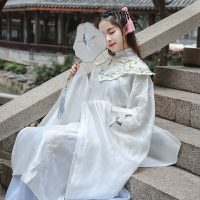 傳統改良漢服女復古刺繡花立領斜襟長襖云肩飛魚服一片式襦裙套裝1入