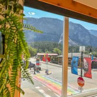 住宿 Crash Hotel Squamish 斯闊米甚
