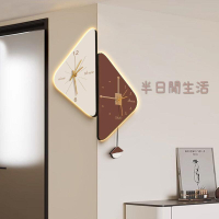 轉角時鐘 掛鐘 轉角掛鐘 靜音時鐘 時鐘掛鐘 壁掛時鐘 客廳時鐘 北歐風時鐘 轉角掛鐘掛墻拐角時鐘2024新款客廳發光表