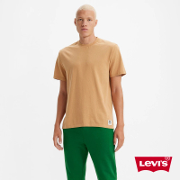 【LEVIS 官方旗艦】Gold Tab金標系列 男款 寬鬆版短袖素T恤 卡其黃 熱賣單品 A3757-0019