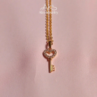 Kalung Titanium Gold Liontin Kunci – Rantai Nori Elegan | Anti Karat & Stylish Kalung Wanita Emas Ti
