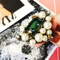 網紅同款歐美復古夸張金屬綠色寶石食指戒指珍珠水晶方形大戒指女