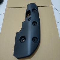 SUPPORT COVER PENUTUP BEMPER BUMPER HINO LOHAN 500 RH