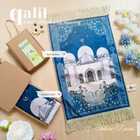 Sajadah Kepala Qalil New Velvet Antislip | Hadiah Ibadah Elegan | Box Coklat + Tasbih Mutiara 33 | M