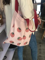 倪醬小鋪 草莓包包女2020新款 日系帆布袋ins少女可愛單肩帆布包CY