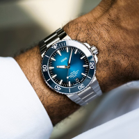 ORIS 豪利時 Aquis Calibre 400 0140077634135-0782409PEB 自製自動機芯日期潛水機械腕錶/藍 43.5mm