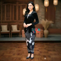 BATIK.INDO Set Kebaya Kutu Baru Bludru Fullset Rok Lilit Batik Kebaya Tradisional Modern Bahan Bludr