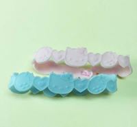 【震撼精品百貨】Hello Kitty 凱蒂貓 手環/手鍊-橡膠材質-粉藍緞帶造型 震撼日式精品百貨
