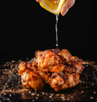 [ CHEF V SERIES ] Cajun Spice Marinated Chicken Chop 250gm+/- (with Black Pepper Sauce) 卡津香腌鸡扒 250gm