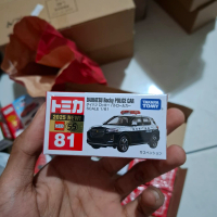 Tomica 81 Daihatsu Rocky Police Car