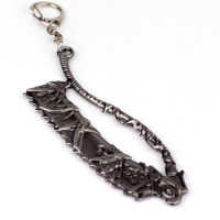 Game PS4 Bloodborne Axe Weapon Keychain For Men Women High Quality Metal Removable Keyring Pendant Men Car Women Bag Accessories