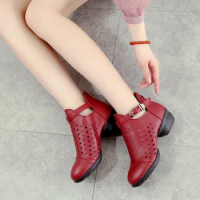 Dance Shoes Woman Leather Sports Shoes Square Soft Bottom Shoes Sneaker Dancing Shoes Increased Modern Dance Boots Sneakers