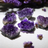 Natural Raw Crystal Amethyst Geode Quartz Stone Wand Point Energy Healing Mineral Rock Home Decor Ornament Crafts High Quality