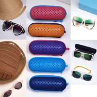 Swim Goggle Case Swimming Goggles Protection Box with Clip &amp; Drain Holes Zipper Eyeglasses Case Breathable for Men Women Kids