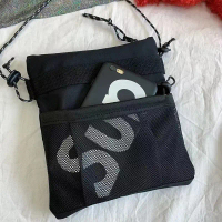 การเดินทางในชีวิตประจำวัน เปิดตัวสินค้าใหม่ สินค้าเดียวกันในห้องถ่ายทอดสด พร้อมส่งกระเป๋า LMC สไตล์เ
