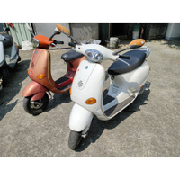 達成拍賣 偉士牌 ET8 整流器 油箱 鎖頭 後扶手 中柱碟煞組 煞車總泵 卡鉗 汽油泵浦 車台配線 方向燈 啟動開關