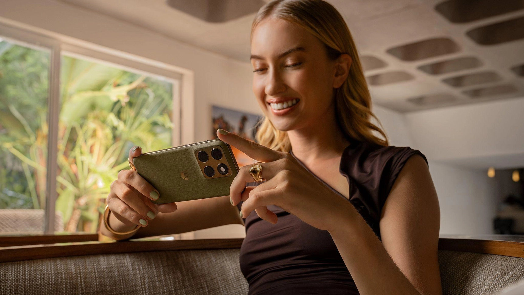 Motorola Edge 2026 が 599 米ドルで発売：軽量なミッドレンジ機であり