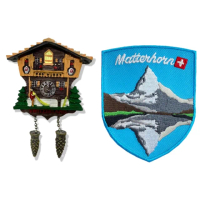 【A-ONE 匯旺】瑞士吹笛咕咕鐘旅遊磁鐵+瑞士 馬特洪峰 湖倒影造型刺繡裝飾貼2件組 fb打卡地(C61+192)