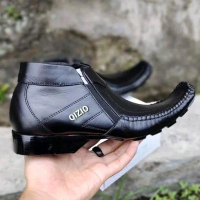 QIZIO Sepatu Pull Kulit Asli Zipper Pormal Kantor Pantofel Resmi Kondangan Kerja Pria Model QIZIO