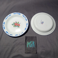 TB ESSENTIALS Piring NO 20 Makan Seng Enamel Kaleng Bulat Jadul Classic Kuno Vintage Dengan Desain B