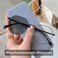Fashion Design Photochromic Glasses Men Women Luxury Anti Blue Light Eyeglasses Anti UV Eye Protection Unisex Goggle Eyewear