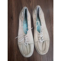 รองเท้าลำลองผ้าผู้หญิง Keds 10us 7.5uk41eur หน้ากว้าง 10cmยาว27cm ***ไม่ได้ทำความสะอาด เป็นเม็ดนิดๆ 