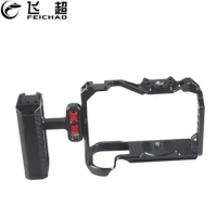 Aluminum Alloy R7 Camera Cage Rig with Cold Shoe Mount 1/4 '' Screw for Canon EOS R7 Extension Protective Frame Video Stabilizer