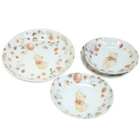 小禮堂 迪士尼 小熊維尼 日本製 造型陶瓷盤4入組 (白花草款)