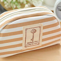 韓版 海軍風 零錢包 條紋 收納包 帆布包 硬幣包 鑰匙包 化妝包 手提包 卡包 小包包 『無名』 J01110