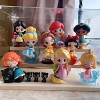 Disney Princess Fairy Town Series Figures Box Cute Snow White Petunia Ariel Mulan Cinderella Tabletop Decor Mini Model Doll Gift