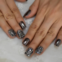 Strass Fake Nails Square Metallic Nail Art Tips Gun Dark Grey Mirror Nail Crystal Decorated Manicure Fingernails with Glue Tabs