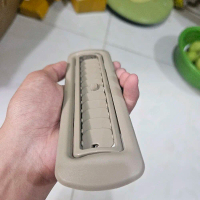 CỬA GIÓ ĐIỀU HOÀ TRẦN SAU  INNOVA (2006-2016). OEM: 63610-0K010-E