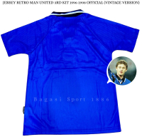 Jersey Retro Man Mancester Unaited Emyu The Red Devils 3rd Kit Third Ketiga Biru 1996/97 Old Shirt 1