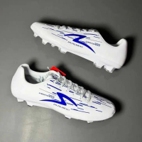 Sepatu Bola Specs Lightspeed Reborn White Blue Accelerator Boots Desain Elegan dan Stylish