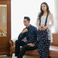Couple Kebaya Navy • Kebaya Navy • Batik Couple • Tunik Couple • Kebaya Modern • Kebaya Wisuda • Set