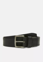 Timberland 可裁式皮帶