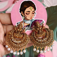 Amman swing pearl earings