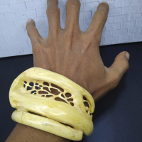 gelang akar bahar putih combong