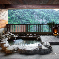 【烏來璞石麗緻溫泉會館】2人平假日湯屋1.5小時泡湯券(烏來)
