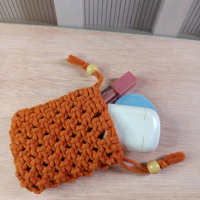 Mini Pouch Bag Macrame Handmade Puch Rajut untuk Earphone dengan Desain Unik dan Fungsi Praktis