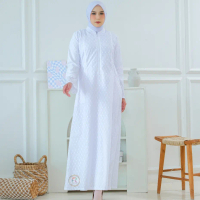 【NEW】 GAMIS PUTIH MUSLIMAH KATUN JEPANG MOTIF POLKADOT BUSANA IHROM DAN HAJI