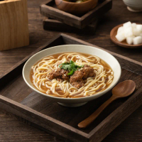 【陸仕】媽咪廚房 古早味排骨酥麵 393g/入 X5入(加熱即食/冷凍調理包)