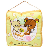 大賀屋 日貨 拉拉熊 坐墊 座墊 靠墊 抱枕 麵包 兒童 學習 懶懶熊 輕鬆熊 Rilakkuma J00012006