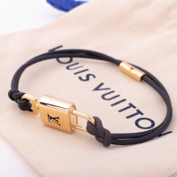 Louis Vuitton路易威登 LV飾品 Padlock 掛鎖造型手環(19)
